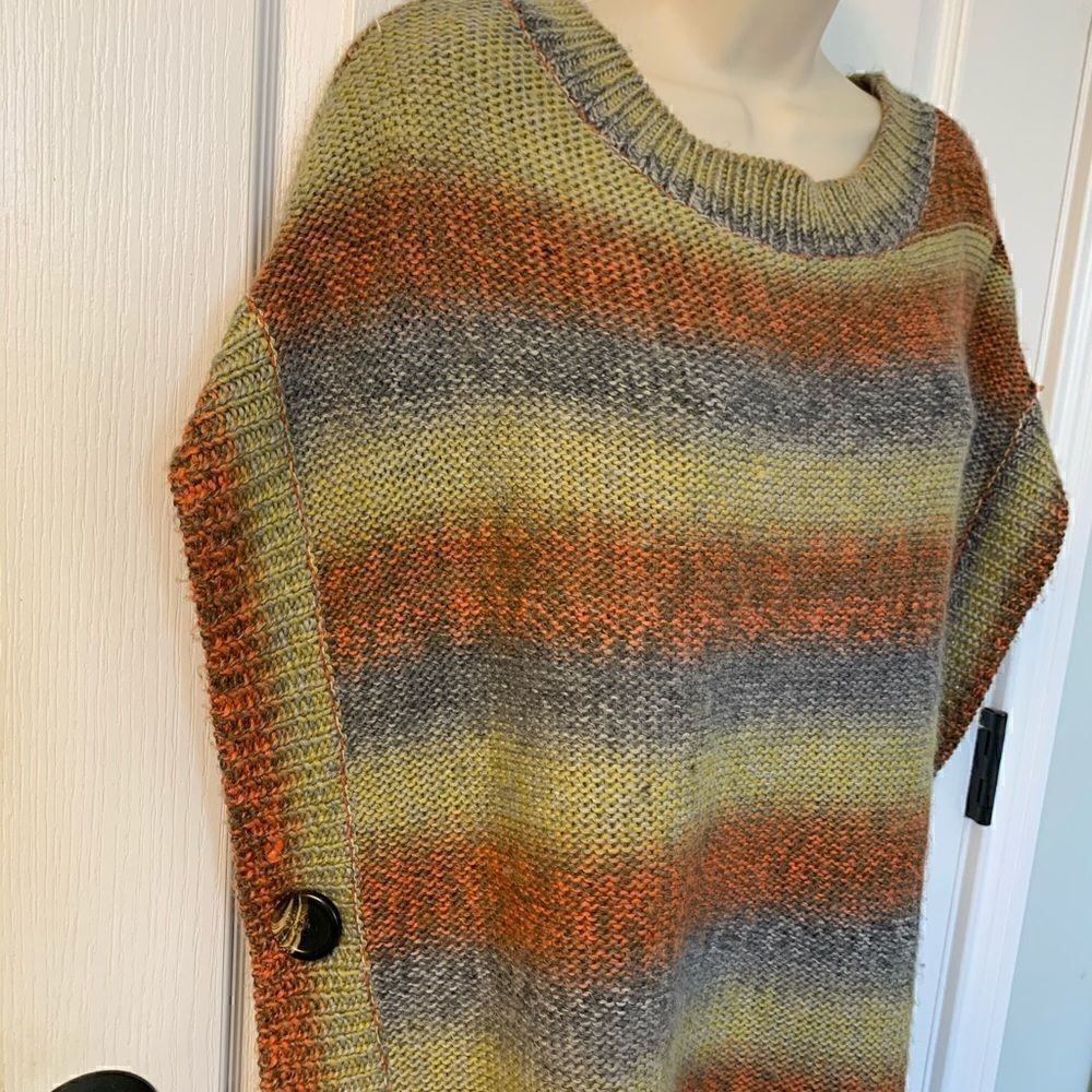 The Limited Wool Blend, Fall Color, Poncho with Side Buttons! ❤️ - Picture 4 of 6